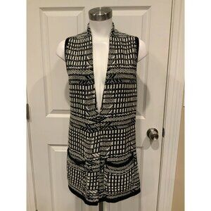 Angel of the North Black & White Geometric Chunky Knit Sweater Vest, Size XS